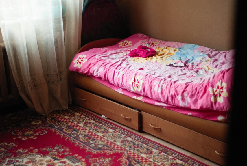 modern bunk room space saving ideas